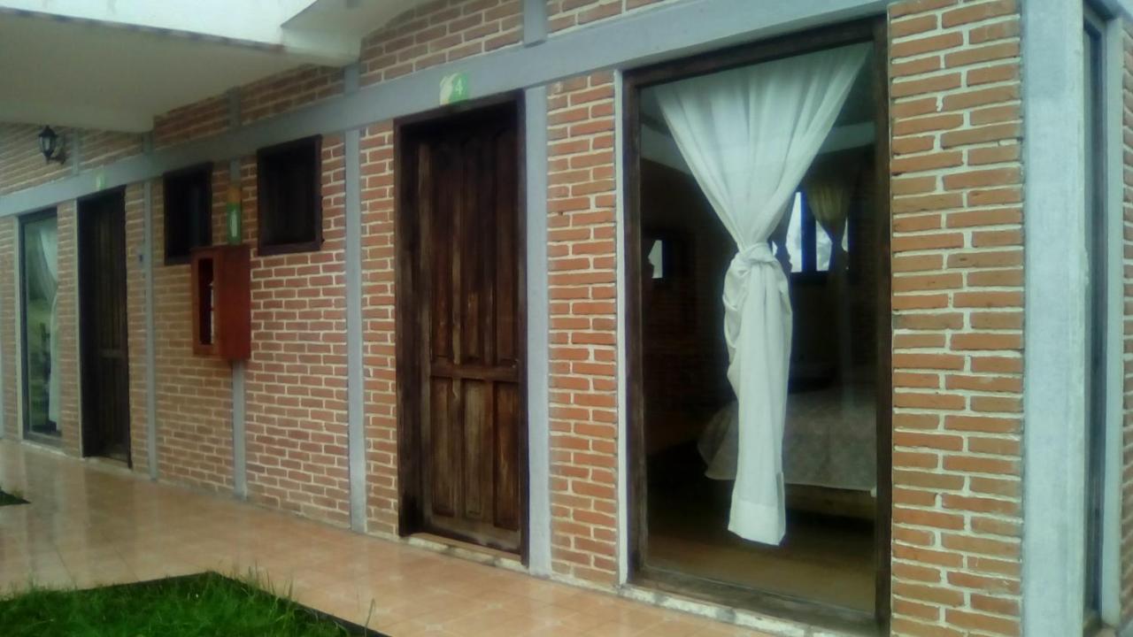 Cabanas Entrada A La Sierra Hotel Zacapoaxtla Exterior photo